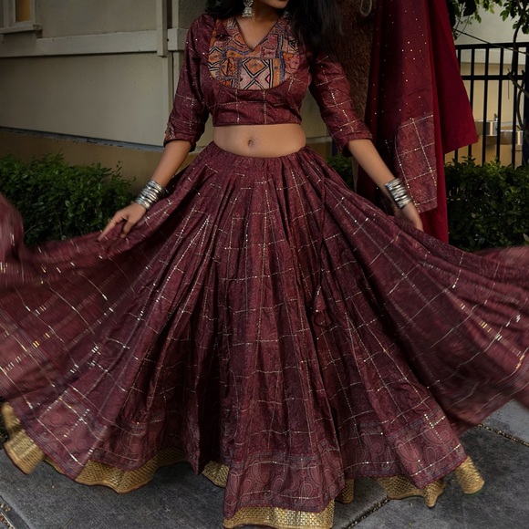 Paisley Lehenga Set - Picture 1 of 4